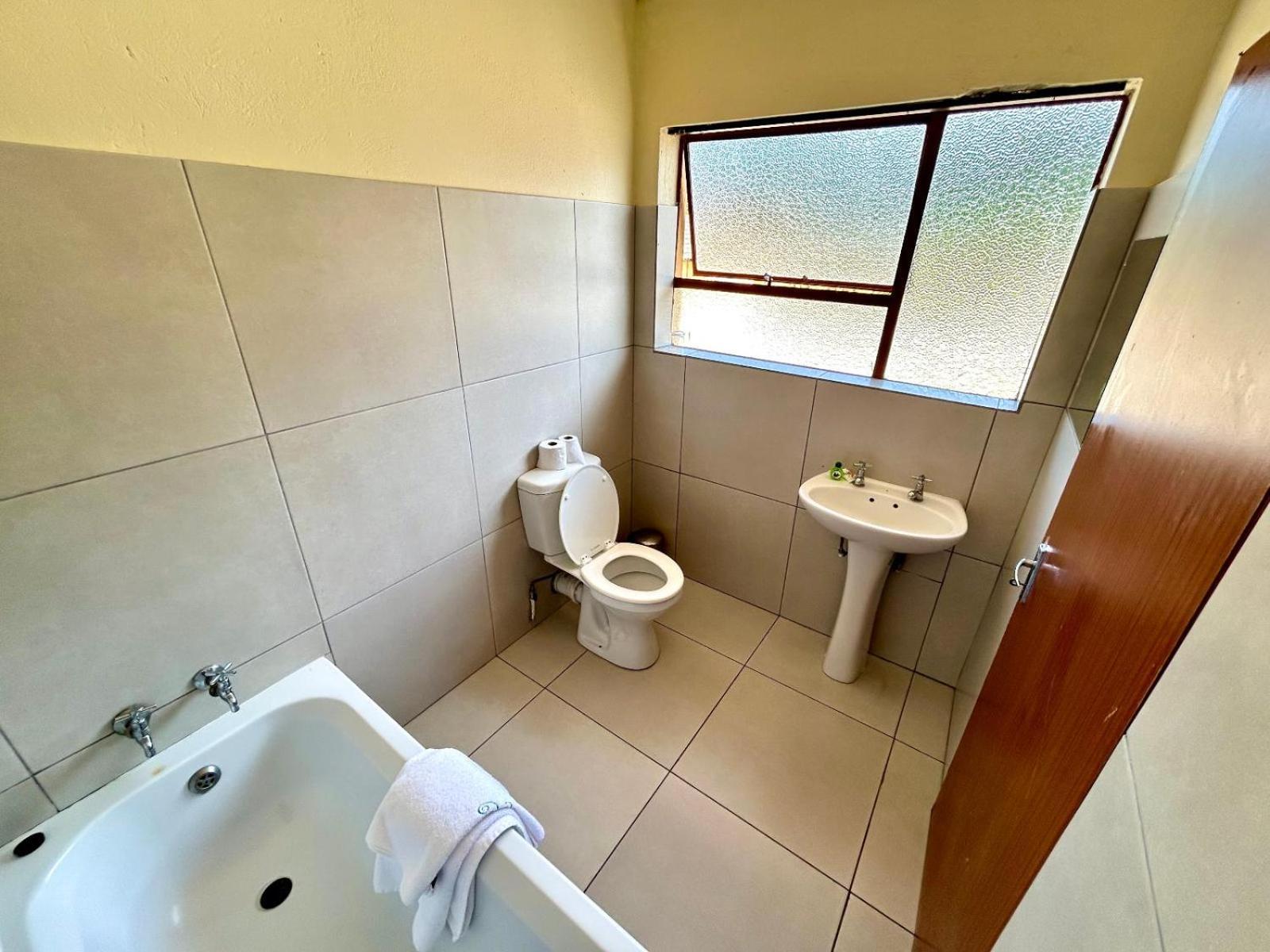 Karibu Leisure Resort Thapane Exteriér fotografie