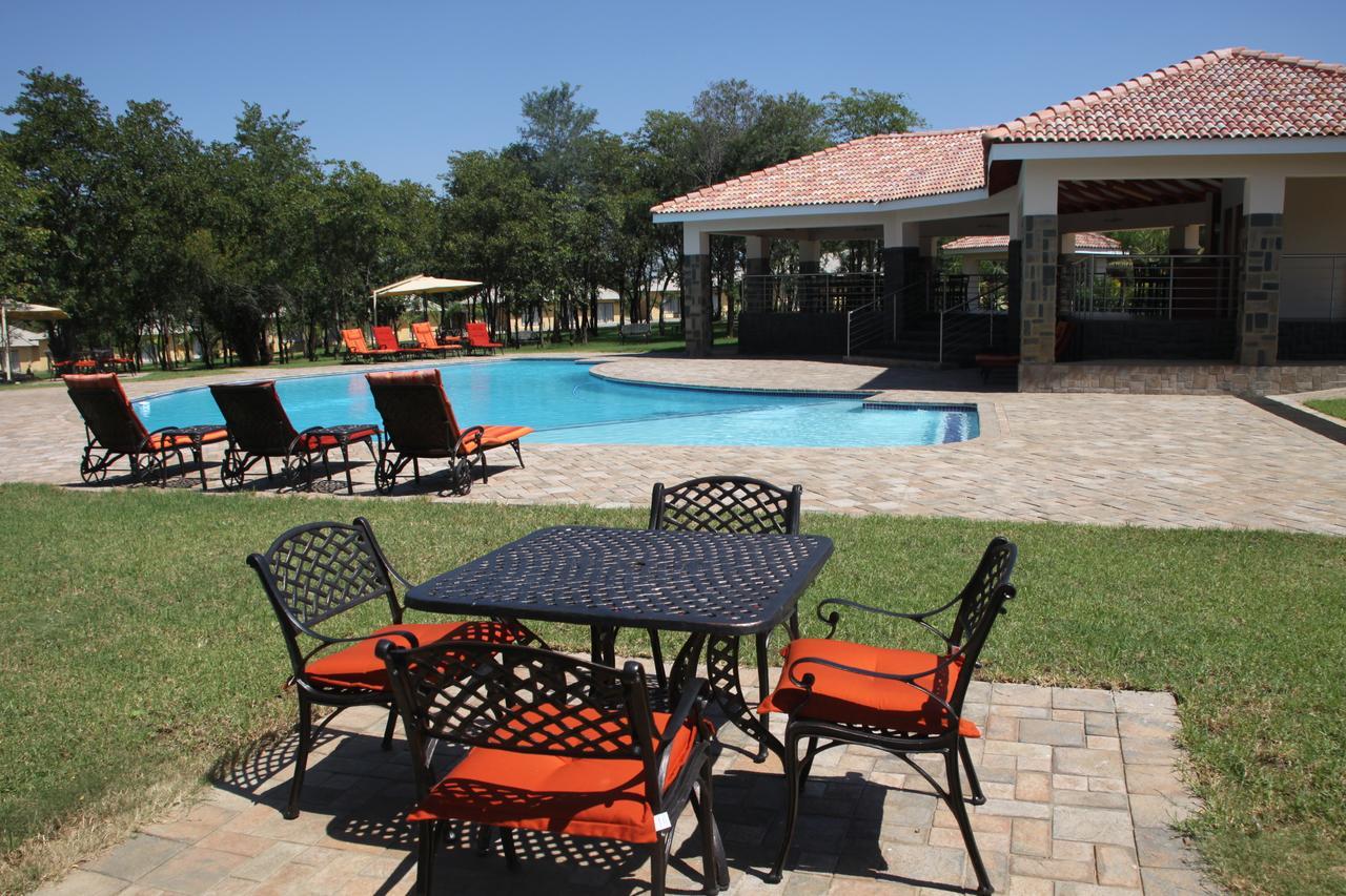 Karibu Leisure Resort Thapane Exteriér fotografie